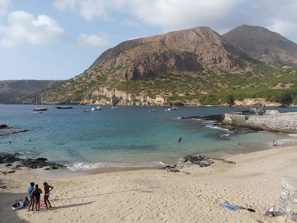 tarrafal beach santiago